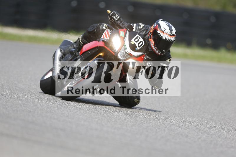 /53 16.09.2025 Track Day Domi Aegerter ADR/Gruppe gruen/60